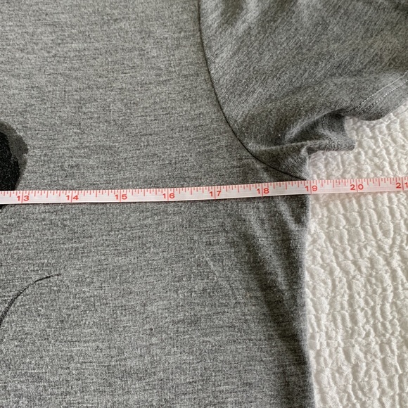 Disney Minnie Mouse tee -shirt size large - Picture 5 of 6